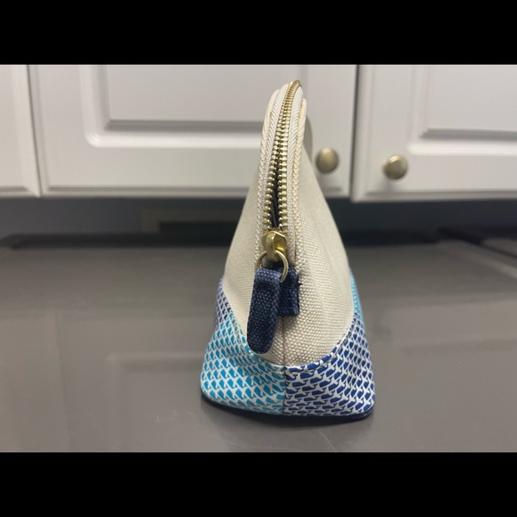 Vineyard vines domestic case - Picture 3 of 5